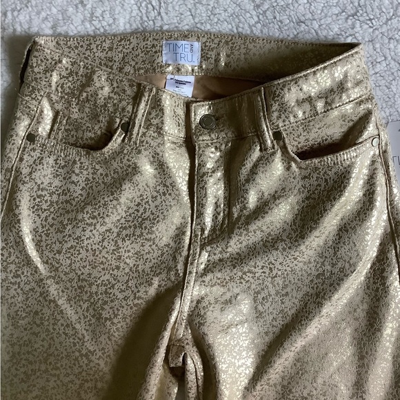TIME AND TRU MID RISE WOMEN’S SLIM FIT PANTS - GOLD - SIZE 4 - Picture 4 of 5